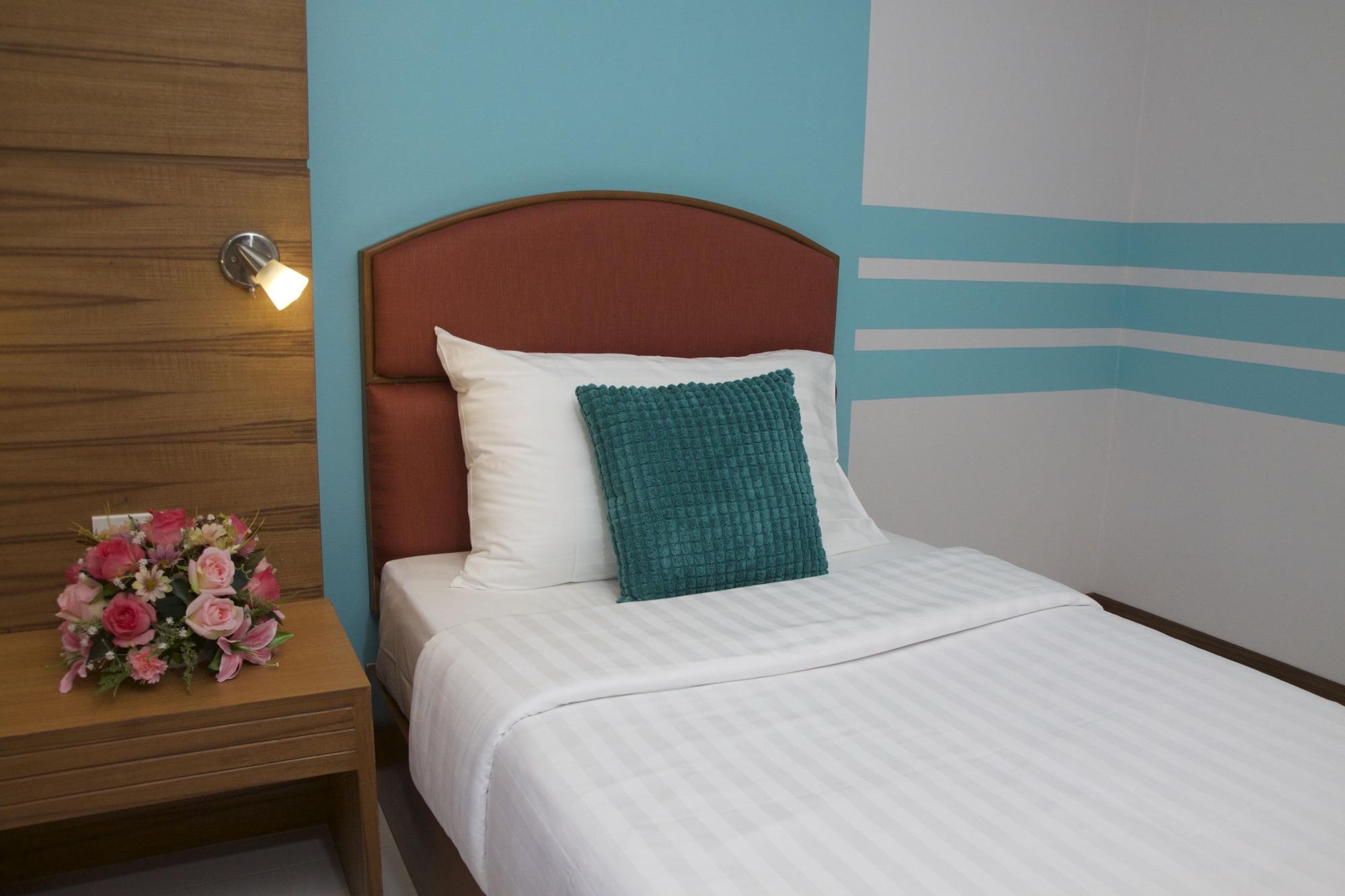 We Briza Hotel Chiangmai Chiang Mai Exterior photo