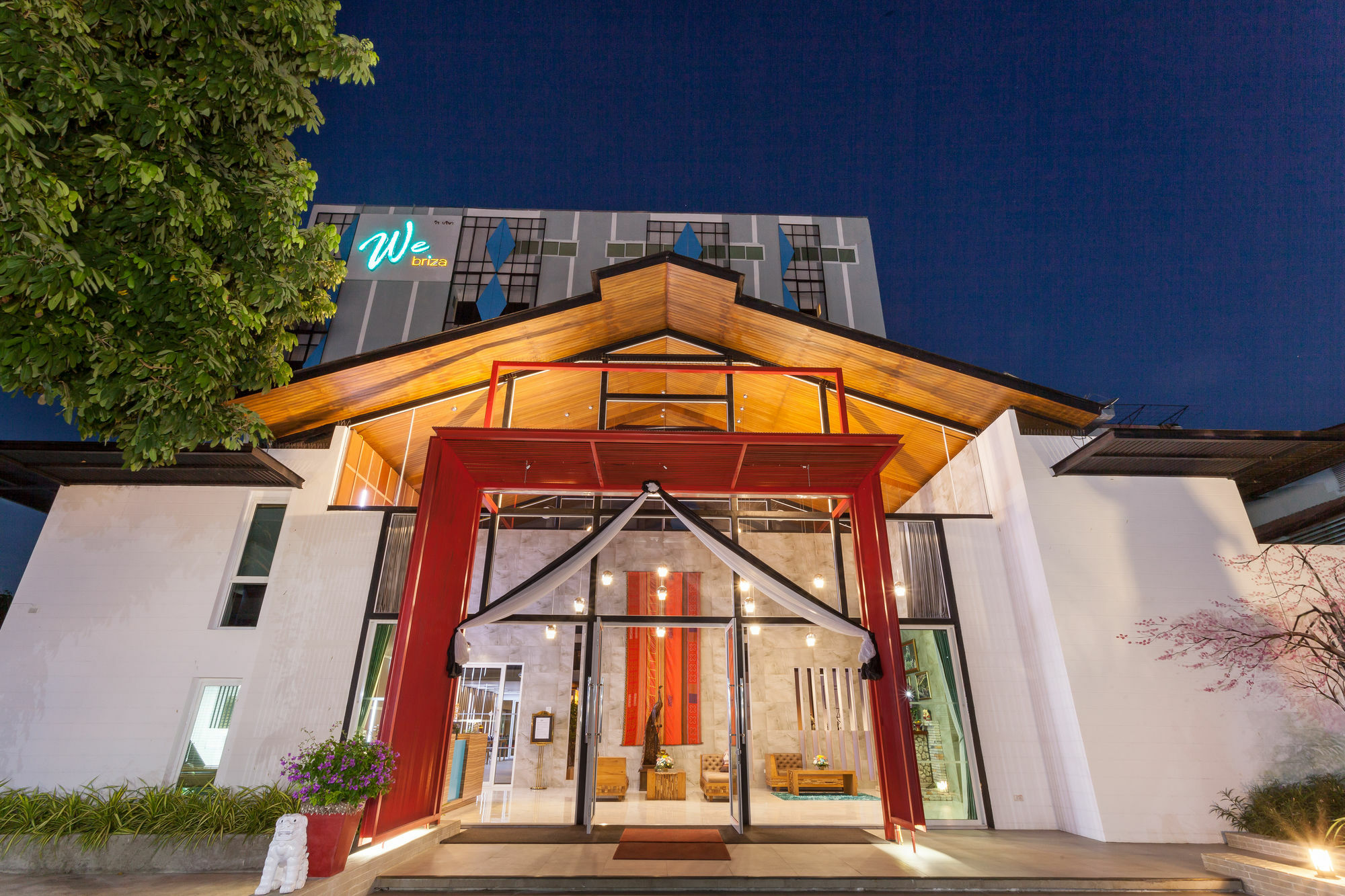 We Briza Hotel Chiangmai Chiang Mai Exterior photo